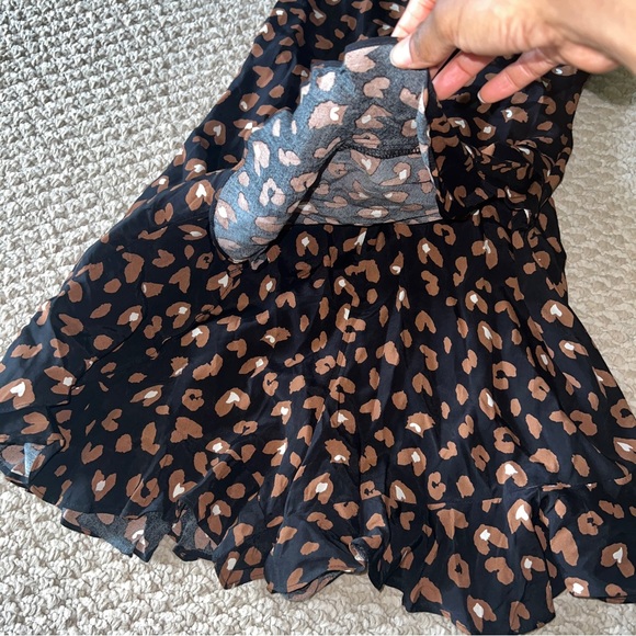 SELFIE LESLIE Hey Girl Ruffle Hem Romper Animal Print SIZE: Medium - Picture 12 of 13